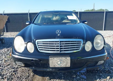 2005 Mercedes-Benz E 320 z USA, uszkodzony, nr VIN WDBUF65J95A635772